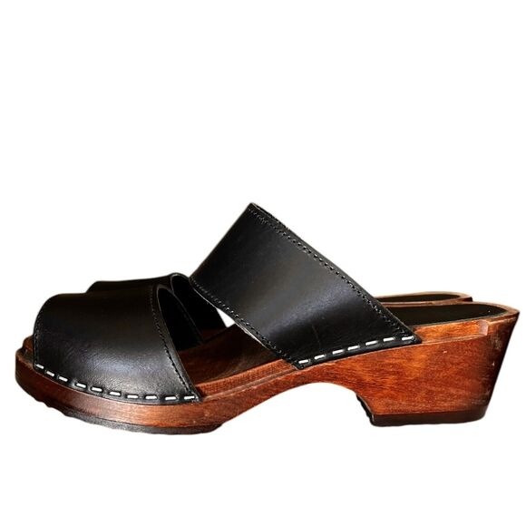 Black Leather Women's Sandals - Picture 3 of 5